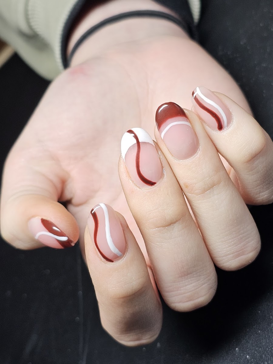 Werk van Crazyatnailz.